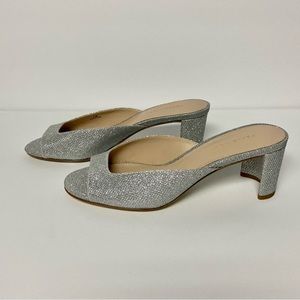 Pelle Moda Women Silver Glitter Open-Toe Mule Sandals Block Heels Size 7.5